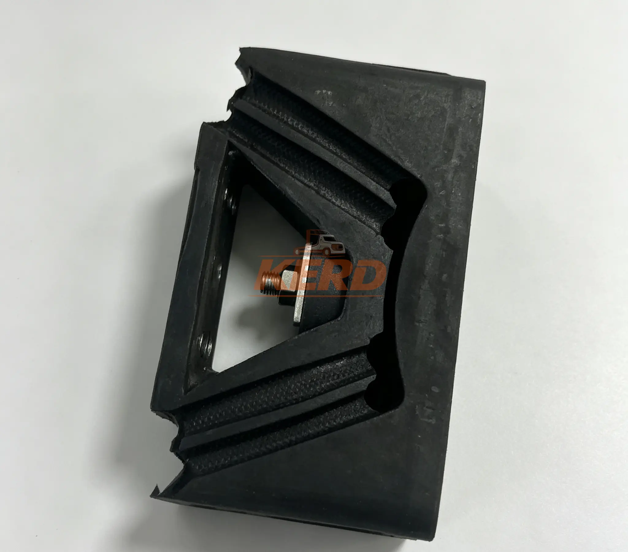 Sinotruk Howo Truck Parts-WG9725593031 Engine Mounting (Rear)