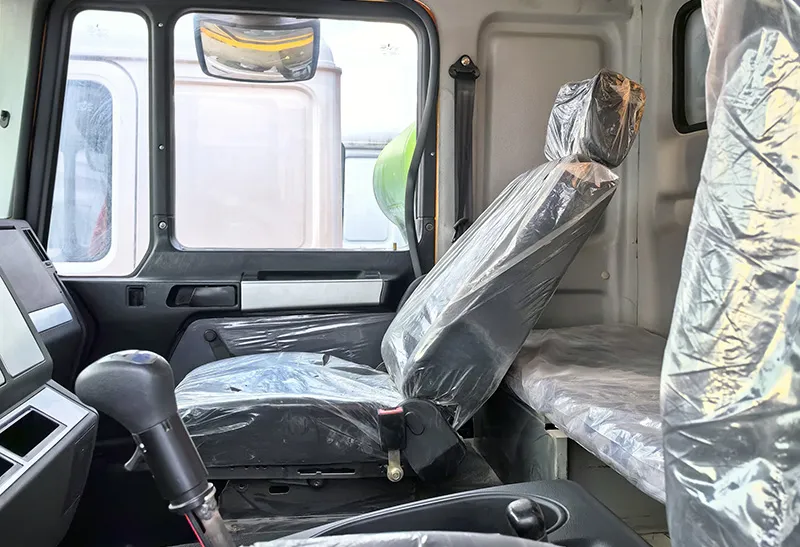 Shacman X3000 Cabin