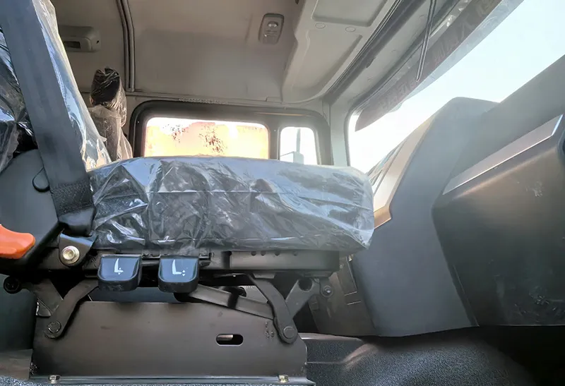 Shacman X3000 Cabin
