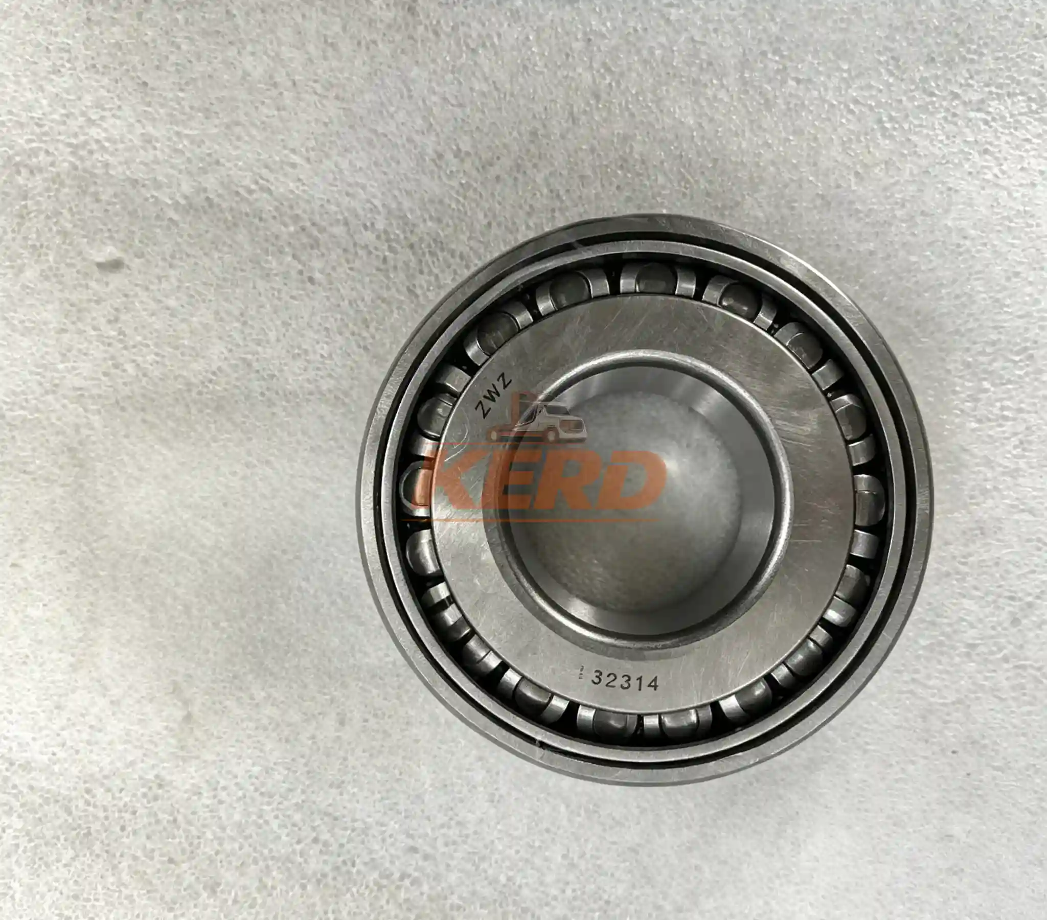 FAW Truck Parts-10045424 Front hub bearing inner (outer side) FAW J7