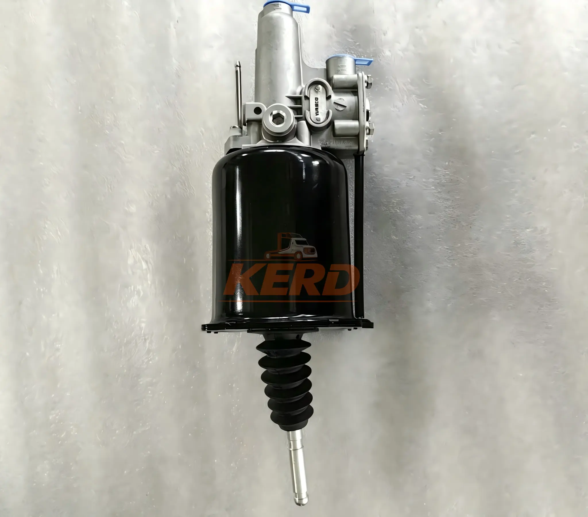FAW Truck Parts-1602305A70AF Pneumatic hydraulic clutch booster 3310,3250