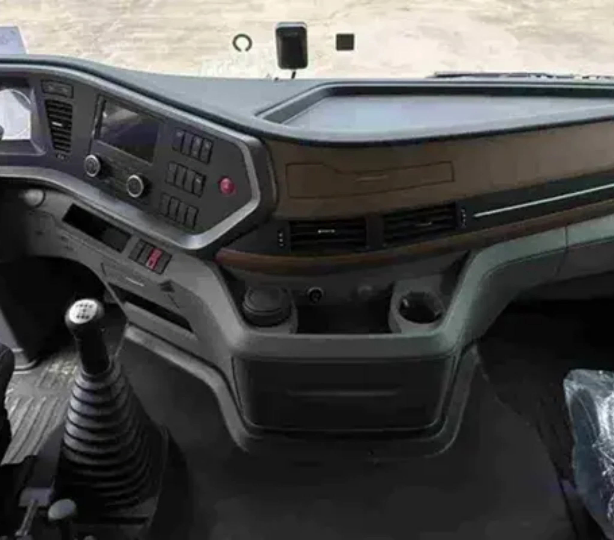 DONGFENG Tianlong GX Cab Assembly
