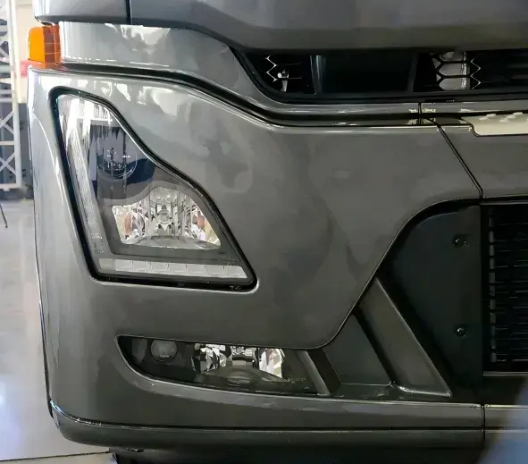 DONGFENG Tianlong KL Cab Assembly