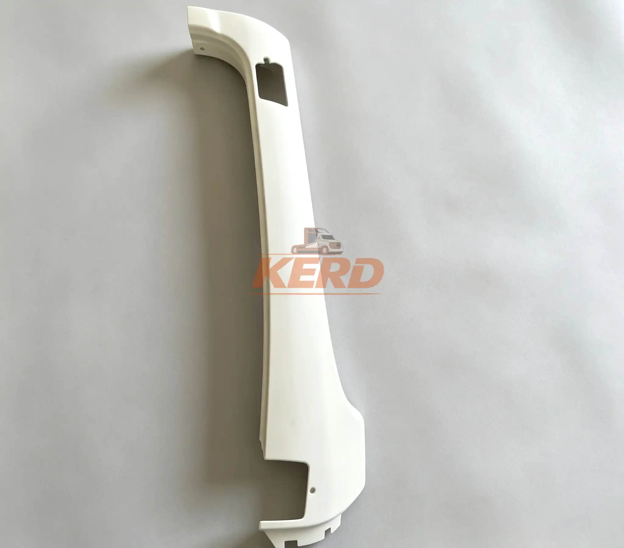 Sitrak Truck Cabin Parts- 812W62410-0140TQF405 Right Window Pillar Trim