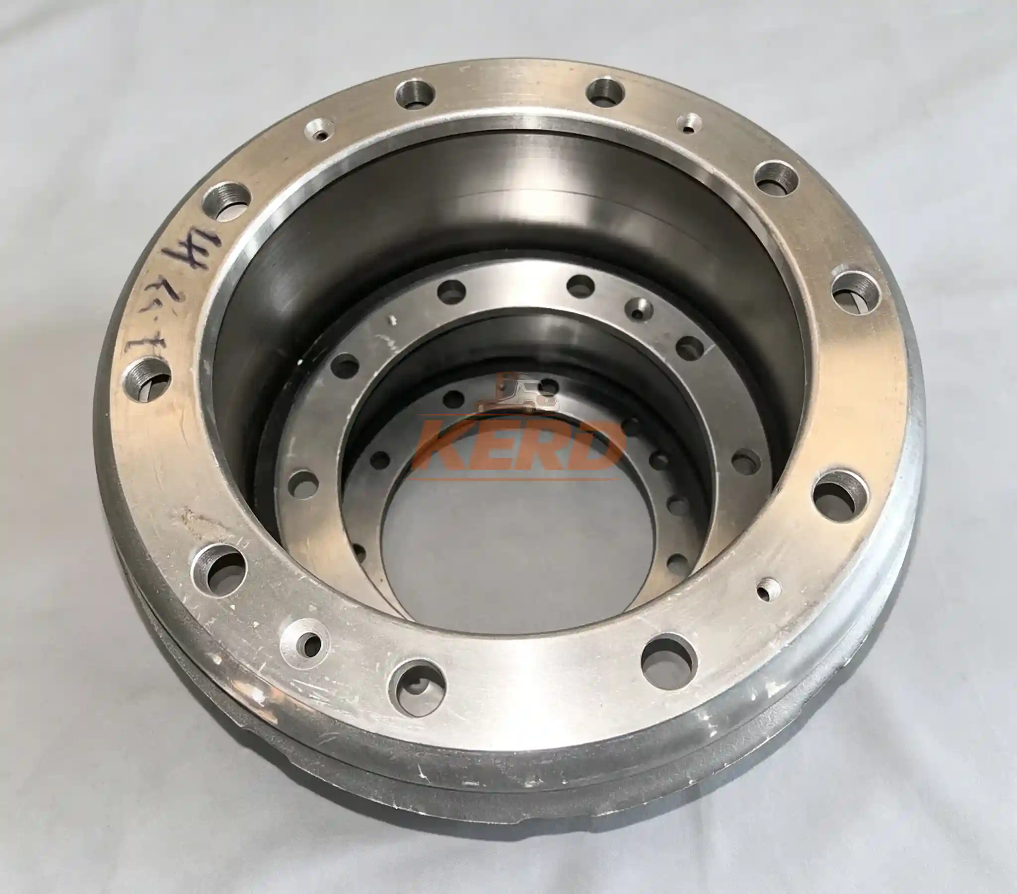 Sinotruk Howo A7 Truck Parts- AZ9118340006 Rear Brake Drum